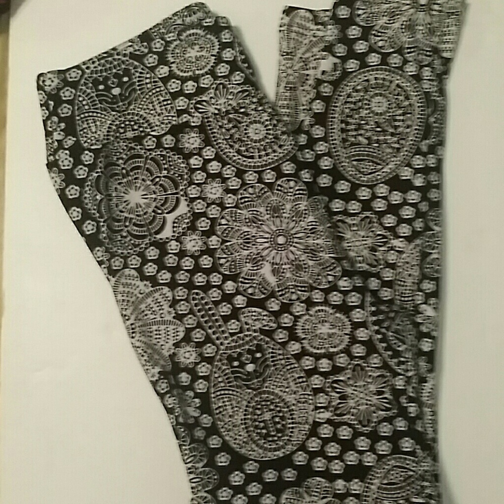 2 for $15 Lularoe leggings